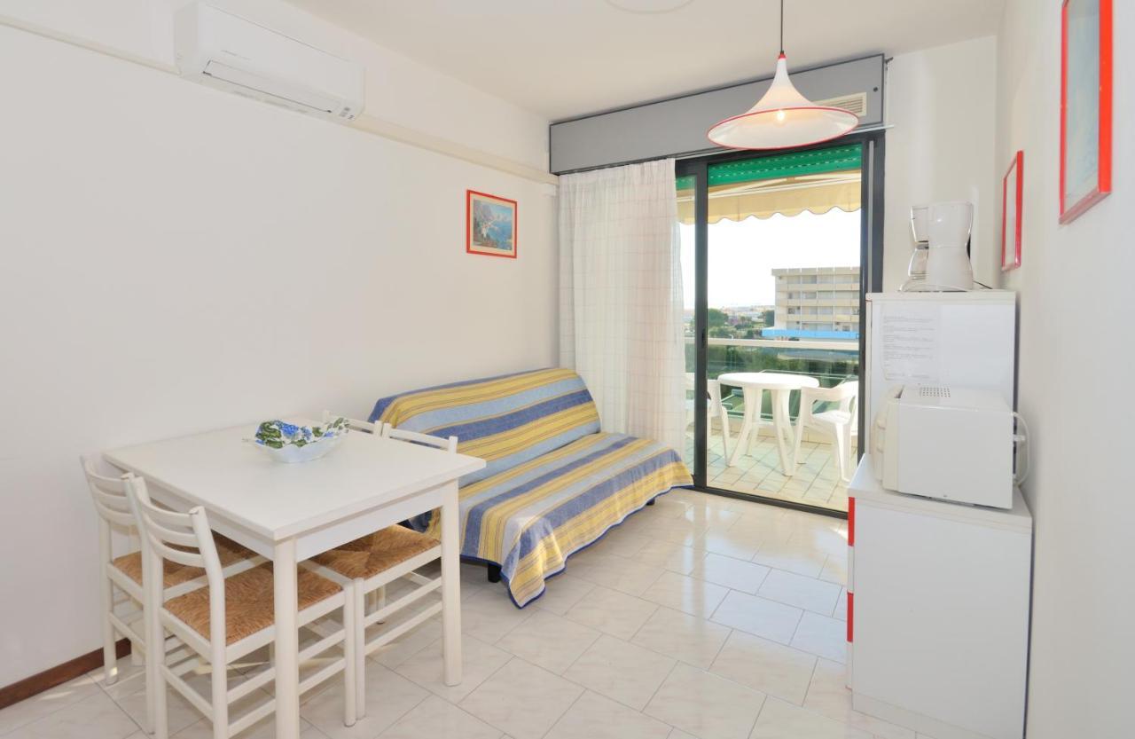 Residence Luxor Bibione Exterior foto