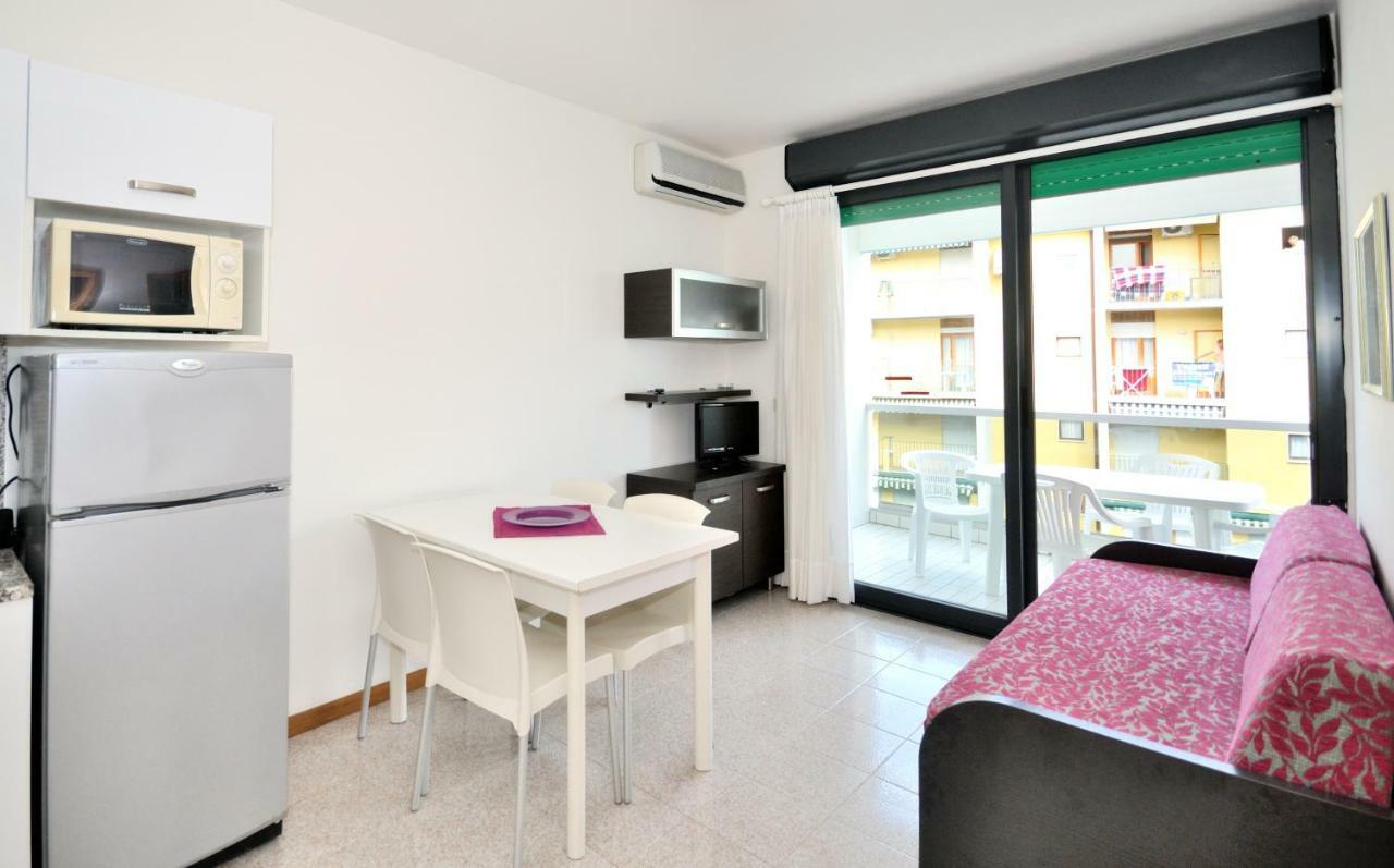Residence Luxor Bibione Exterior foto