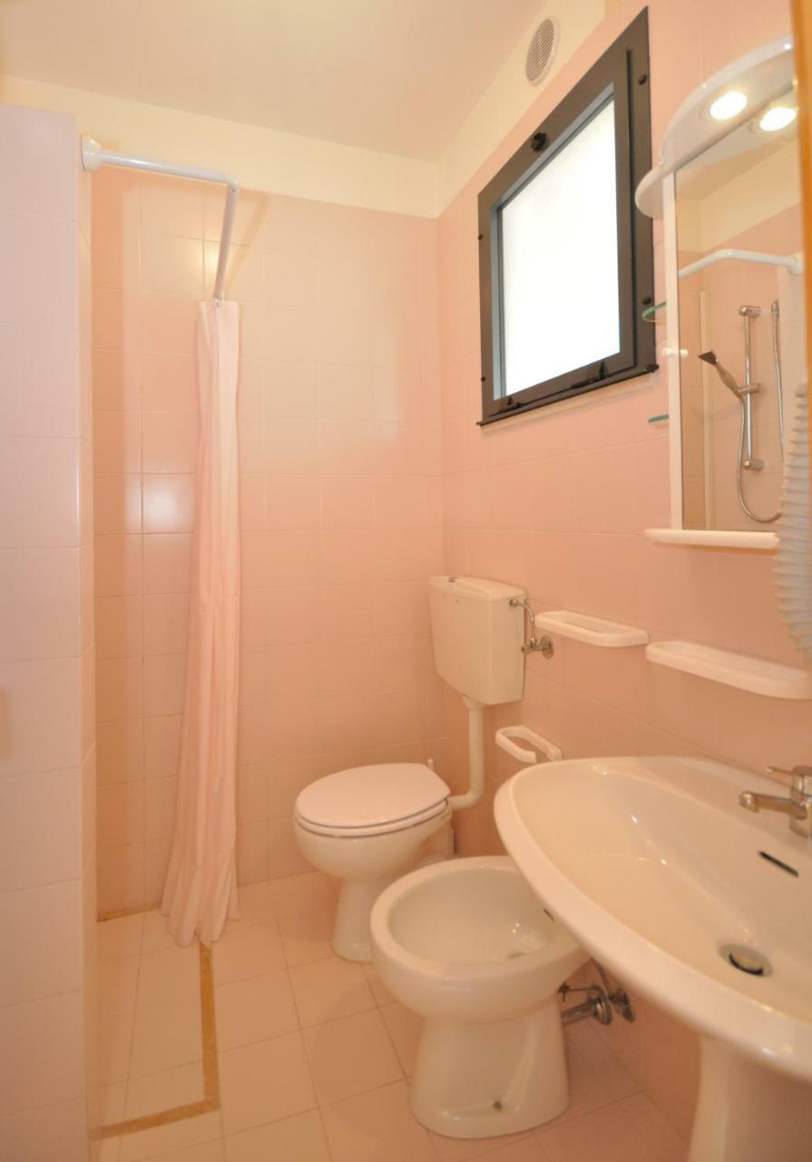 Residence Luxor Bibione Exterior foto